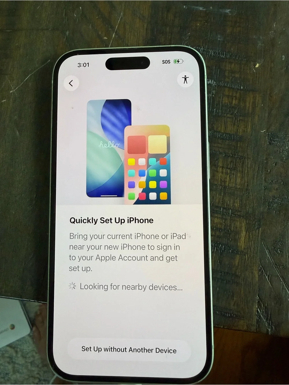 Apple iPhone 15 128 gb Mint Green Front Display pristine condition